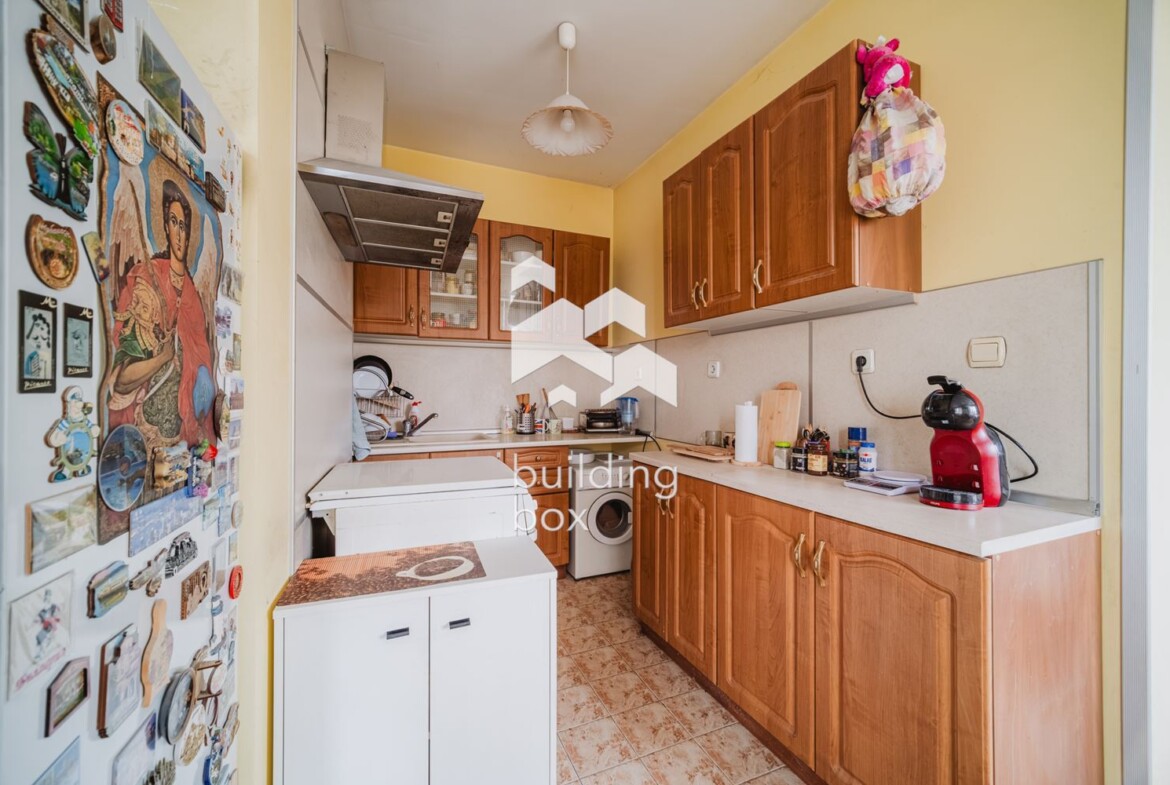 Тристаен аапартамент на 2 мин. от Катедрала Варна - 0