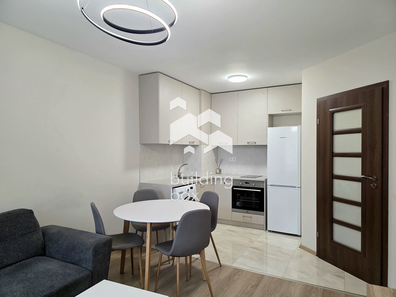 Светъл двуста апартамент в предпочитаната част на кв. Малинова долина - 0