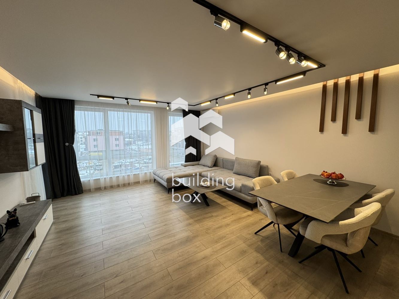 Двустаен апартамент в кв. Остромила