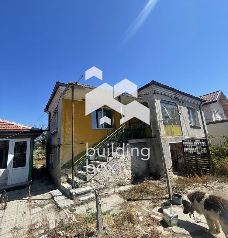 Парцел - Дворно място в с.Рогош - 0