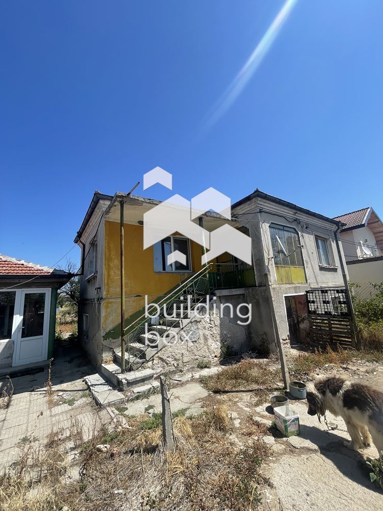 Парцел - Дворно място в с.Рогош - 0