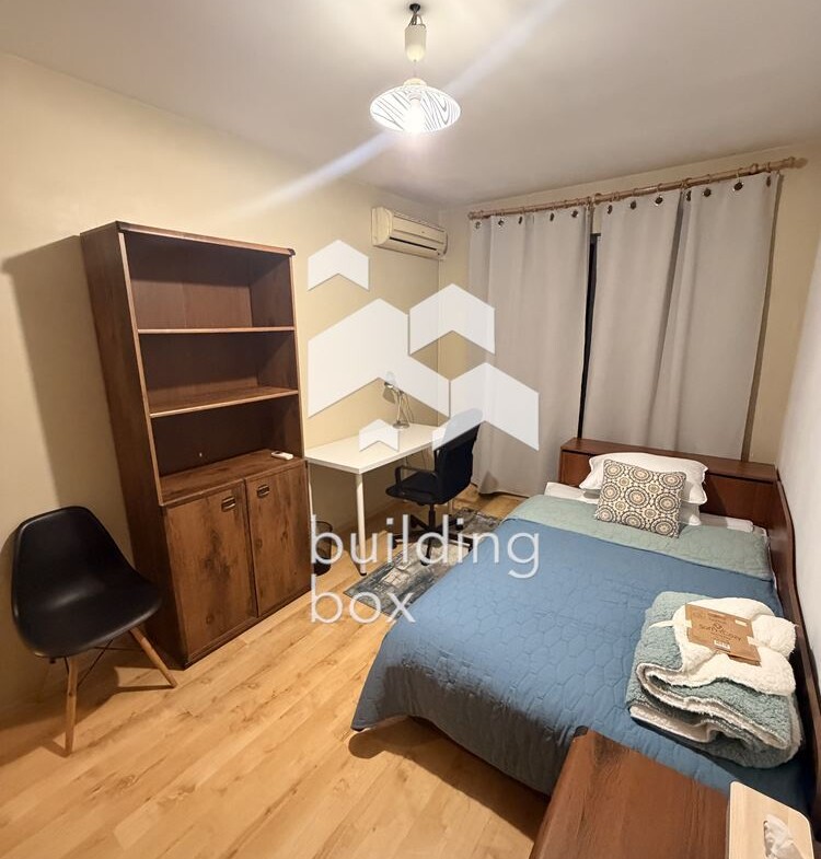 Апартамент с три спални под наем - 0