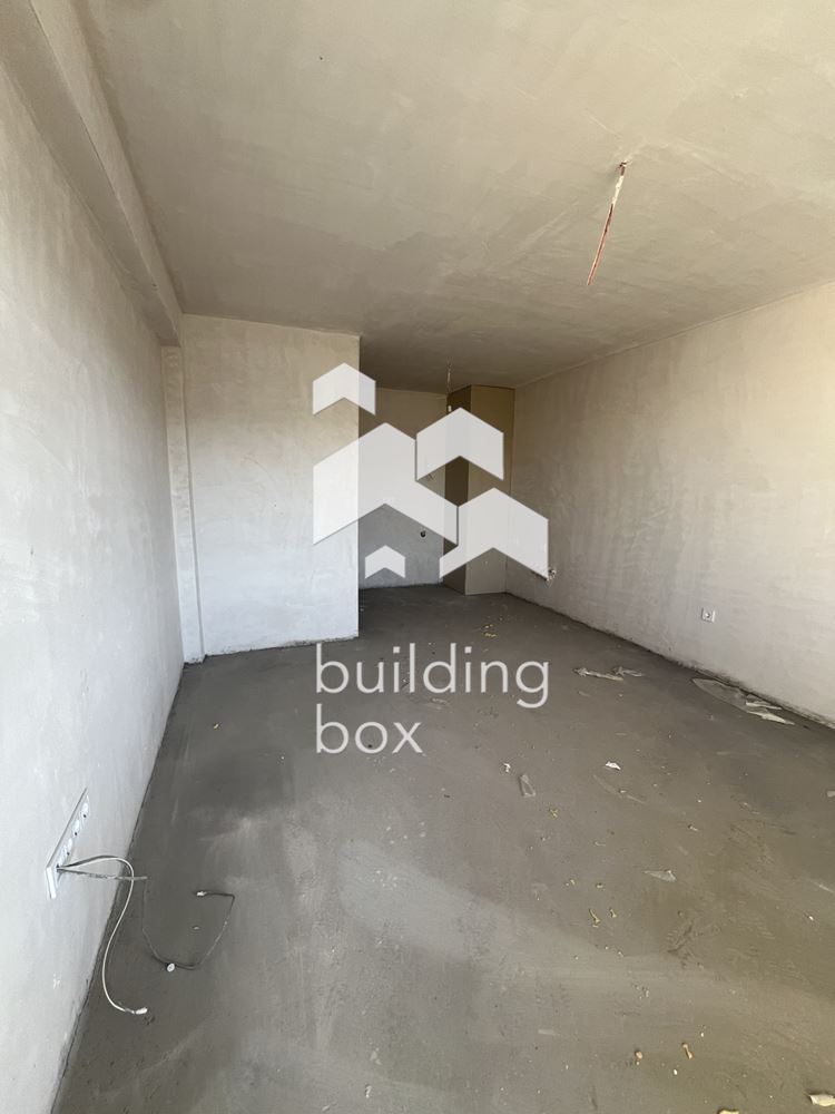 Двустаен апартамент в кв. Южен - 0