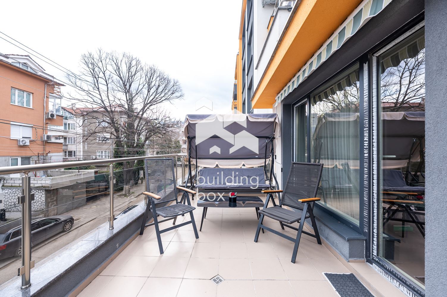 Двустаен обзаведен апартамент в Асеновград - 0