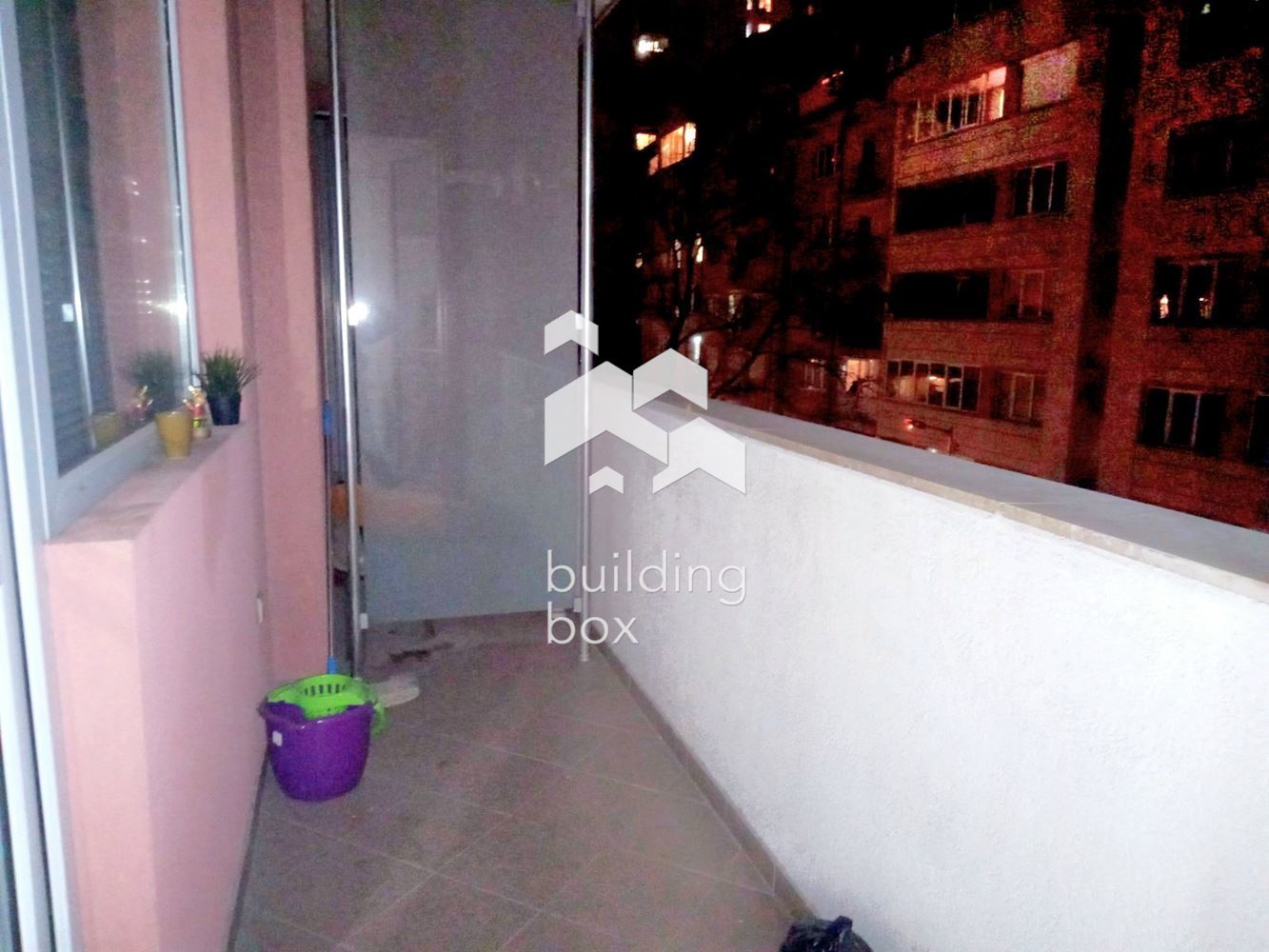 Полуобзаведен апартамент е кв. Белите брези - 0