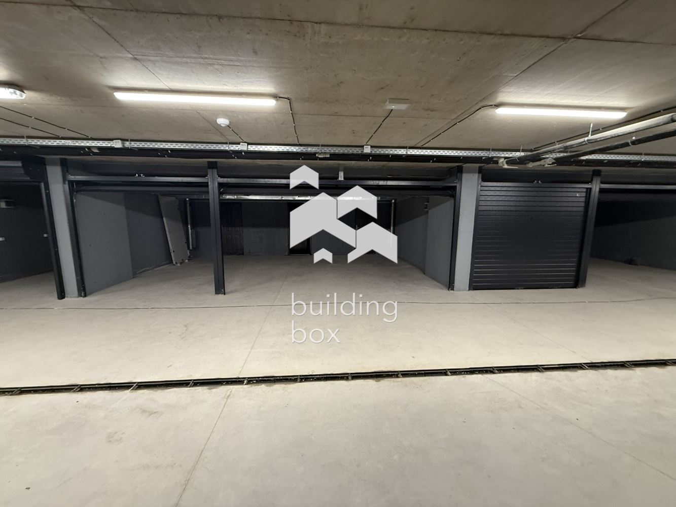 Двустаен апартамент в ж.к. Люлин 4 - 0