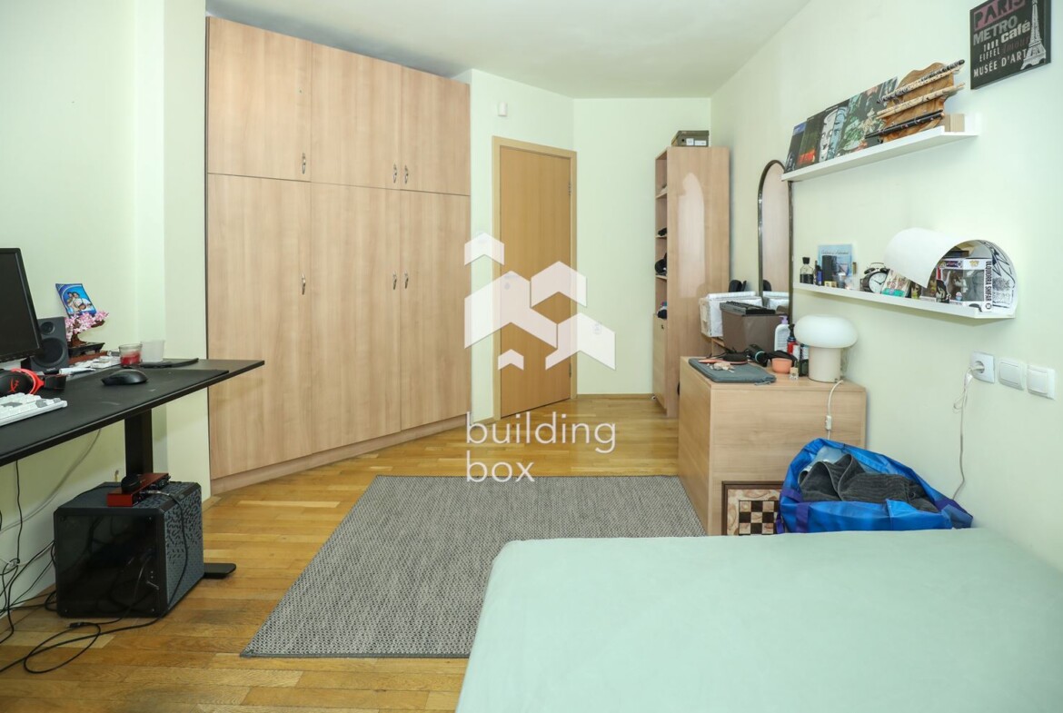 Тристаен апартаменти в сърцето на гр. София - 0