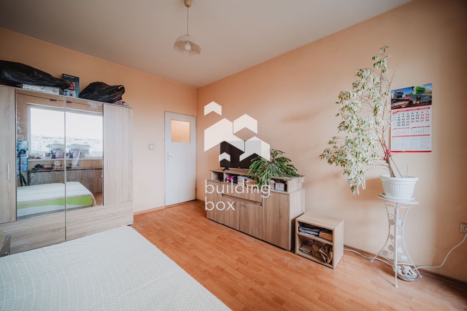 Тристаен аапартамент на 2 мин. от Катедрала Варна - 0