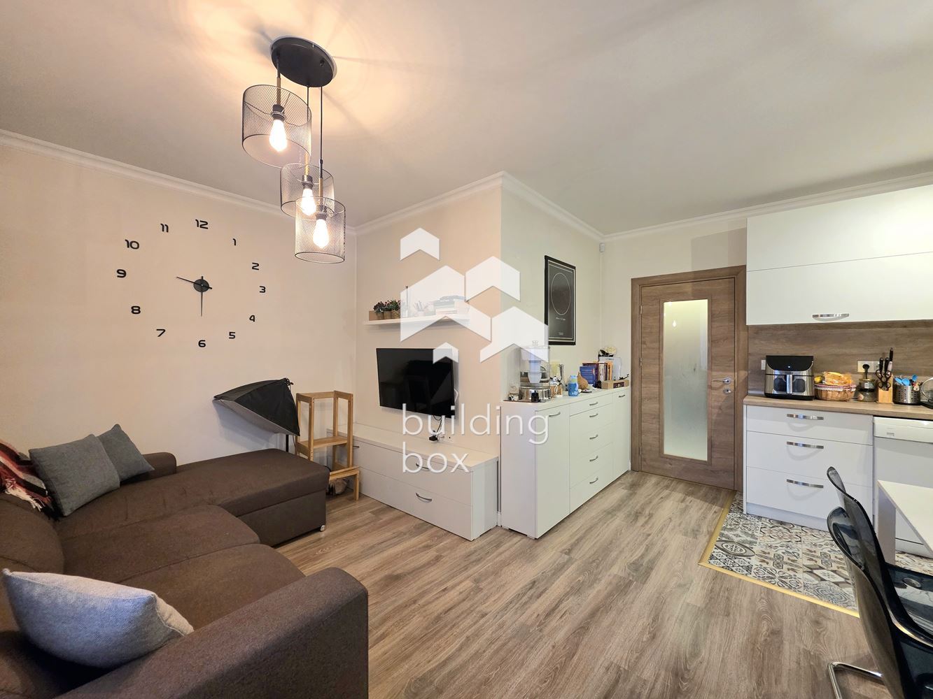 Тристаен обзаведен апартамент – кв. Стрелбище