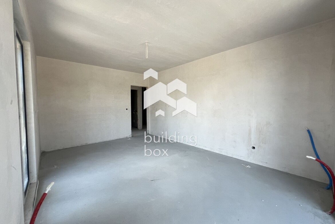 Тристаен апартамент в нова модерна сграда – Централна София - 0