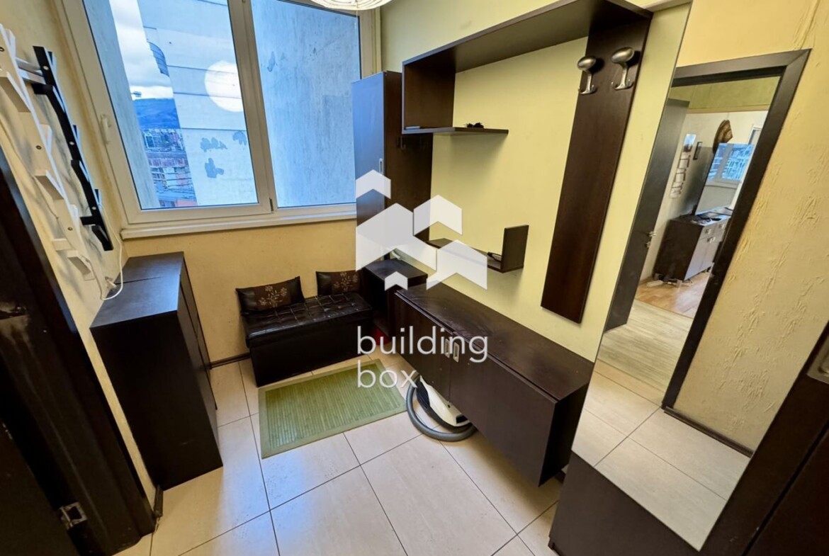 Тристаен с отделна кухня близо до Руски паметник - 0