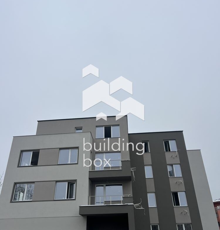 Двустаен апартамент с веранда - 0