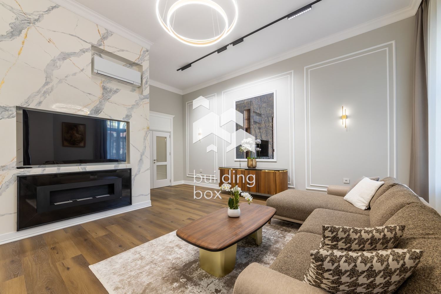 Бутиков тристаен апартамент в град Варна - 0