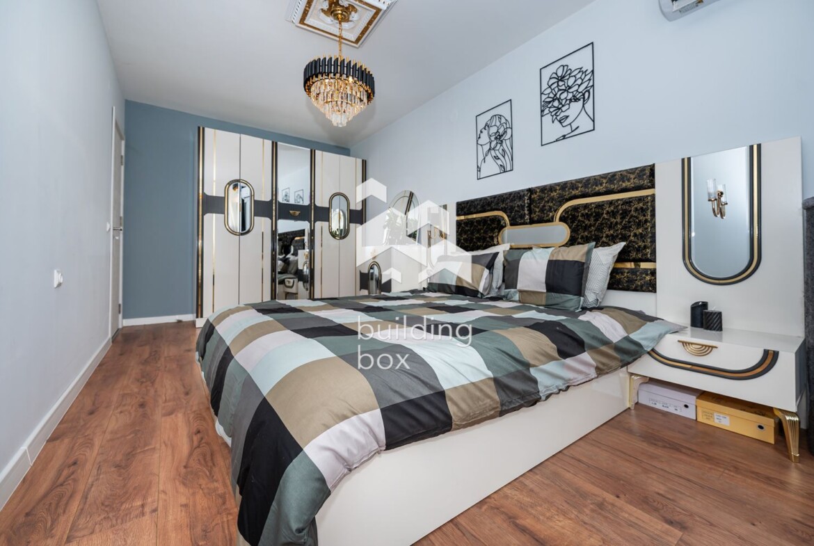 Двустаен обзаведен апартамент в Асеновград - 0