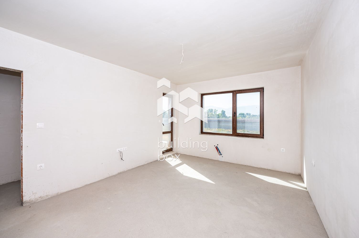 Къща с акт 16 - 0