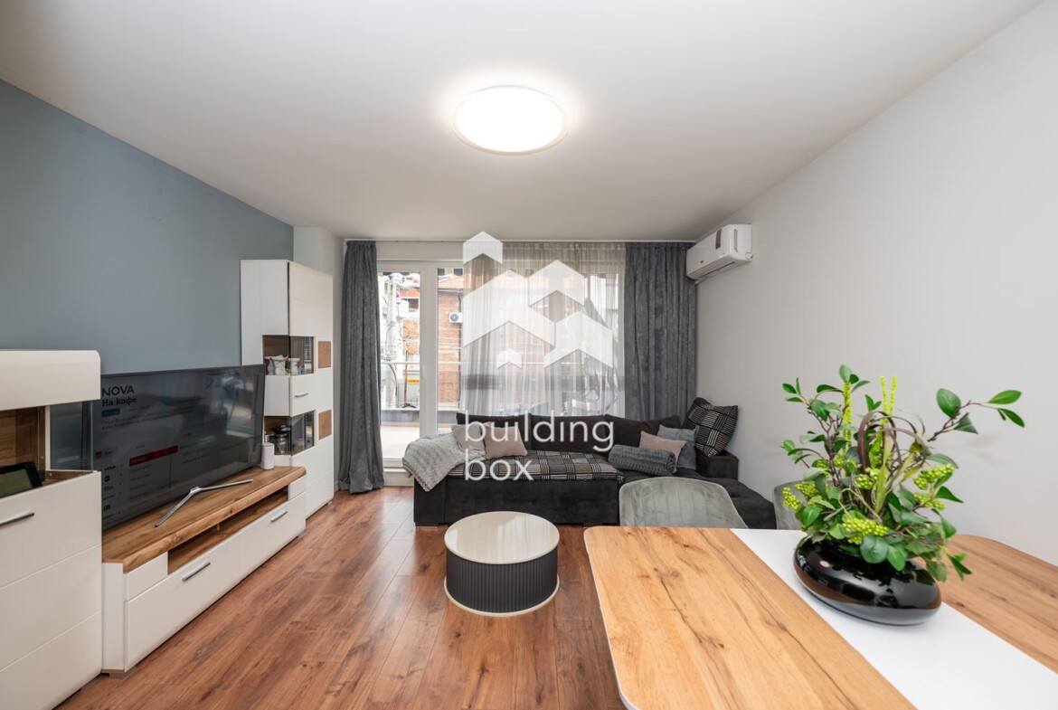 Двустаен обзаведен апартамент в Асеновград - 0