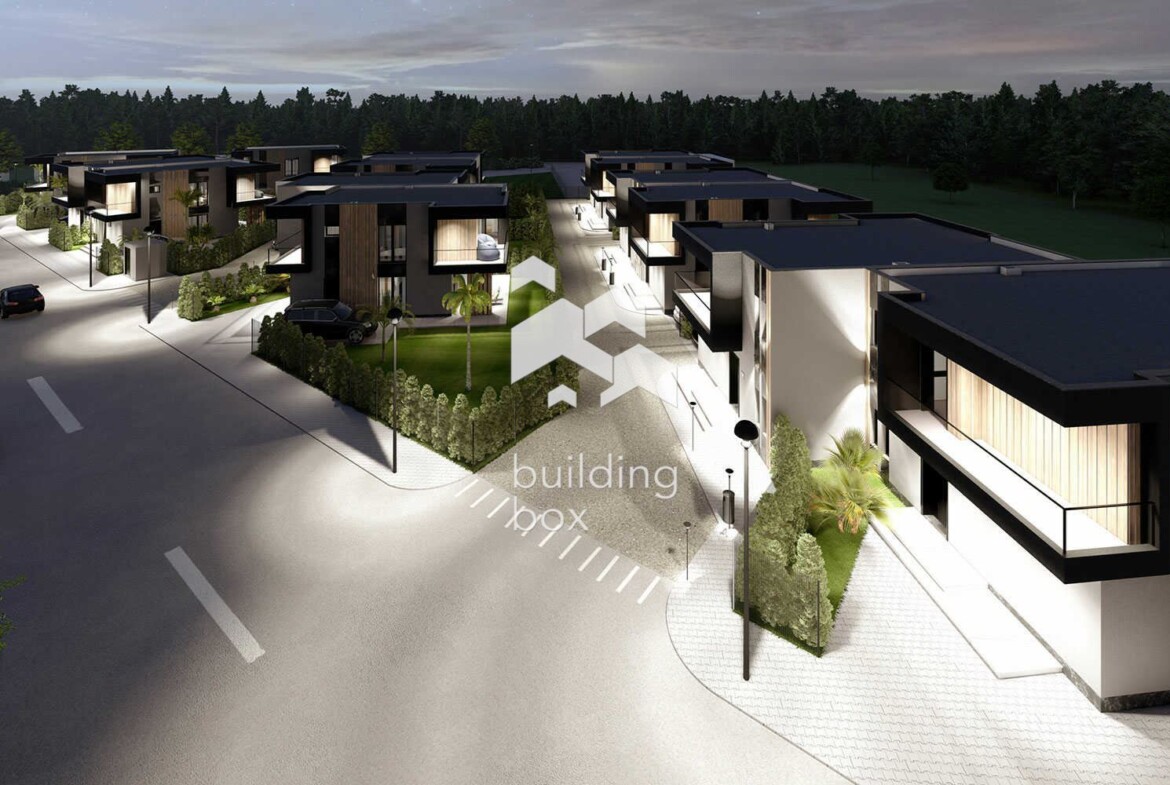 Къща в затворен комплекс в с. Войводиново - 0