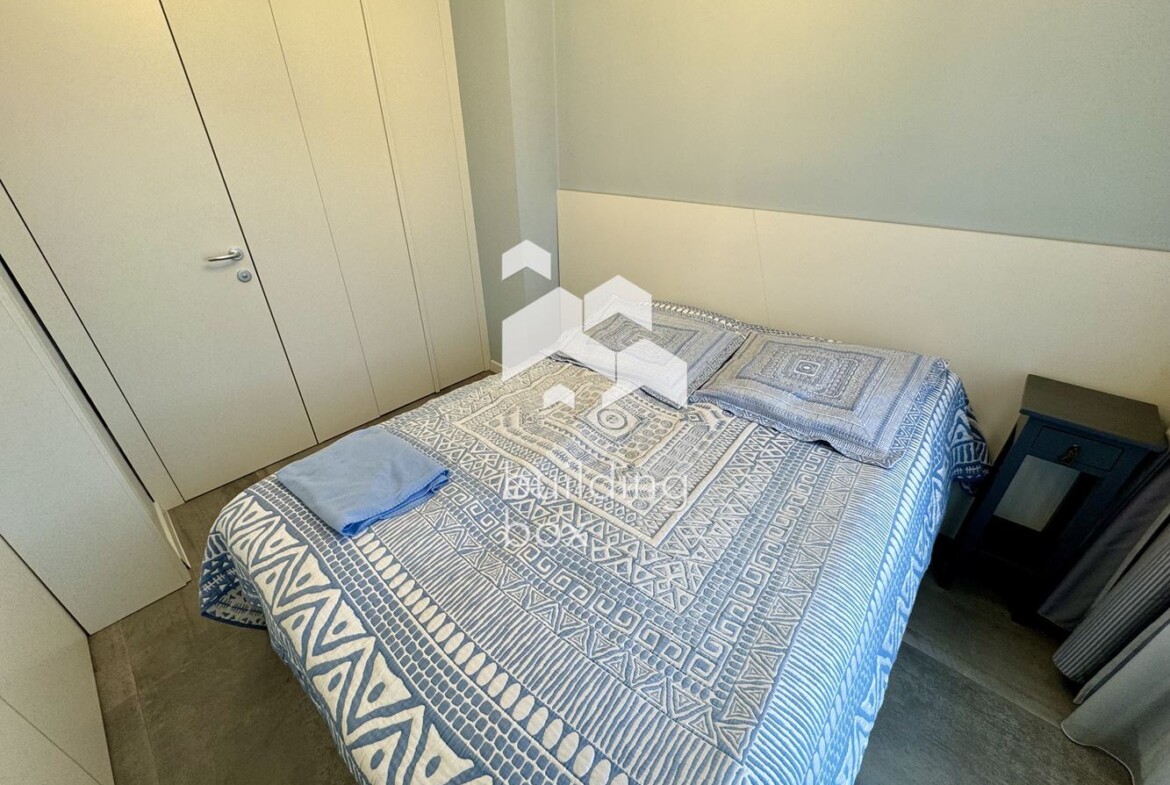 Уютен дизайнерски двустаен апартамент в кв. Яворов - 0