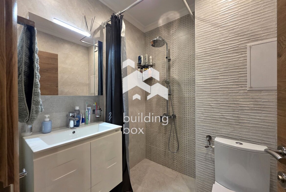 Тристаен обзаведен апартамент - кв. Стрелбище - 0