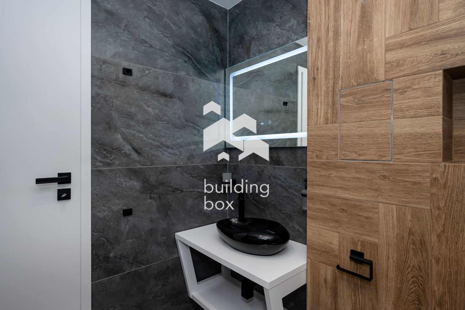 ЗА ПЪРВИ НАЕМАТЕЛИ - ЛУКСОЗНО ОБЗАВЕДЕН - 0