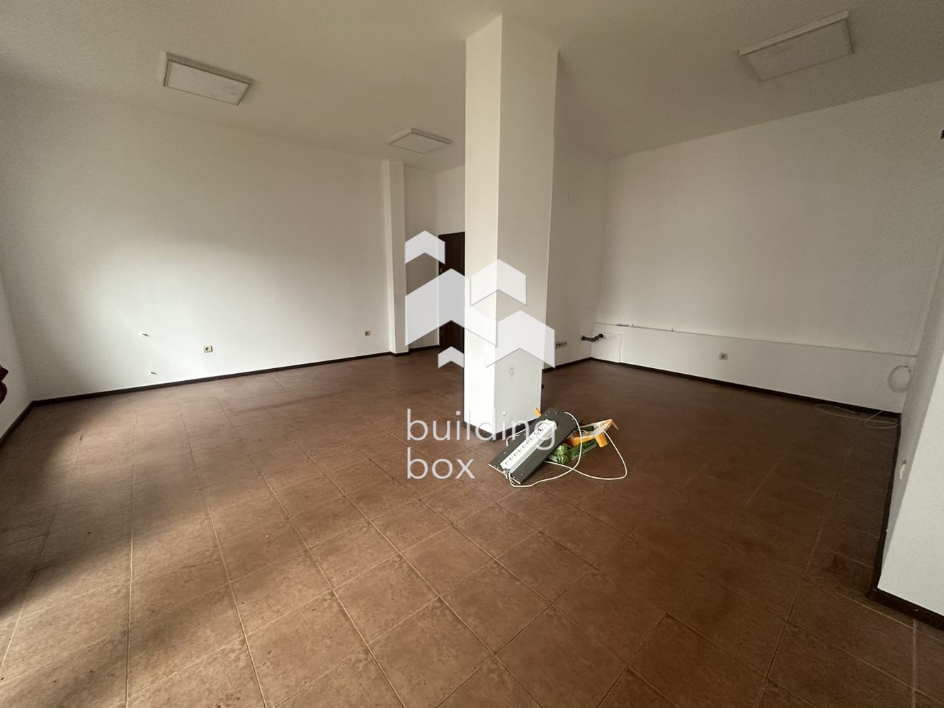 Партерен магазин в кв. Левски Г