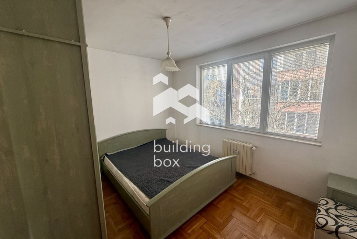 Функционален тристаен апартамент в кв. Белите брези - 0