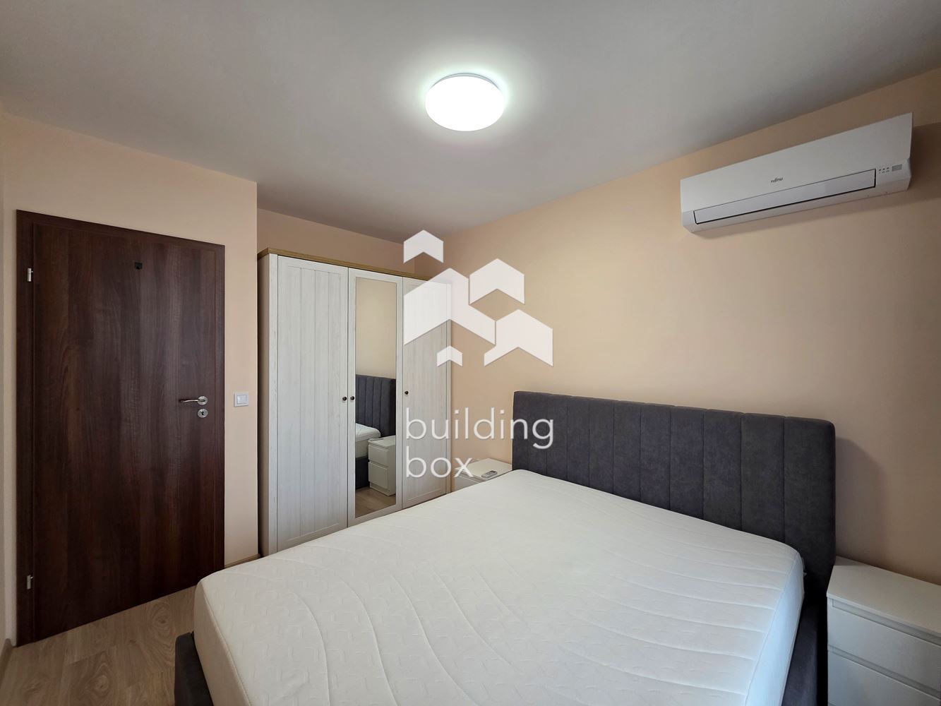 Светъл двуста апартамент в предпочитаната част на кв. Малинова долина - 0