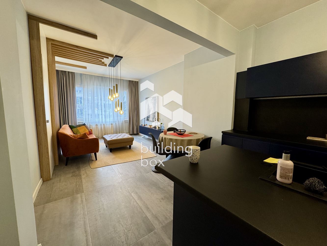 Уютен дизайнерски двустаен апартамент в кв. Яворов - 0