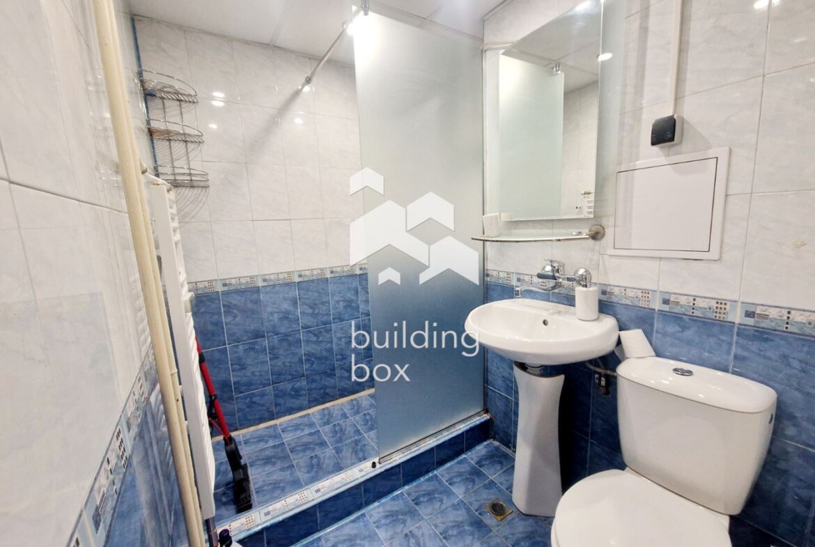 Уютен тристаен апартамент в кв. "Младост 2". - 0