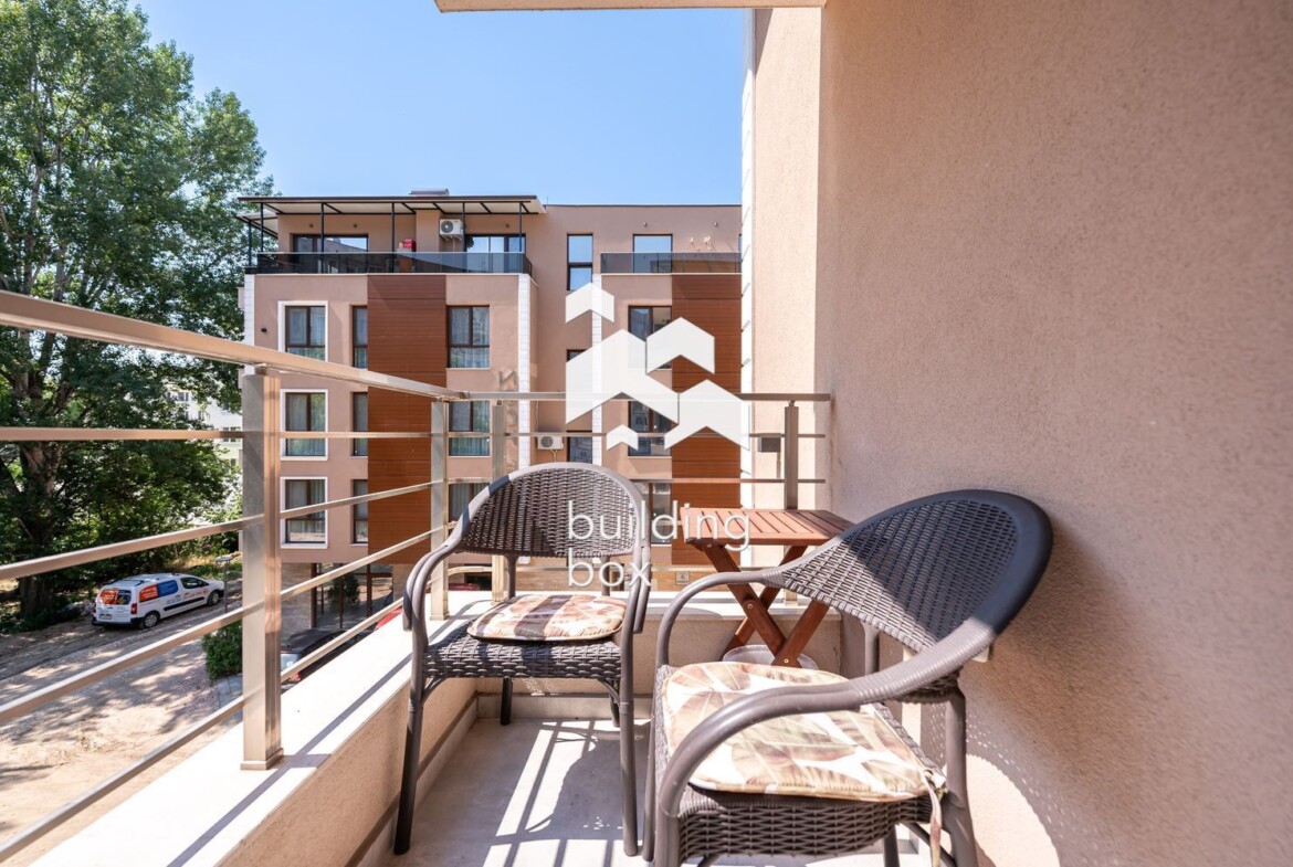 Тристаен апартамент под наем - кв. Христо Смирненски - 0