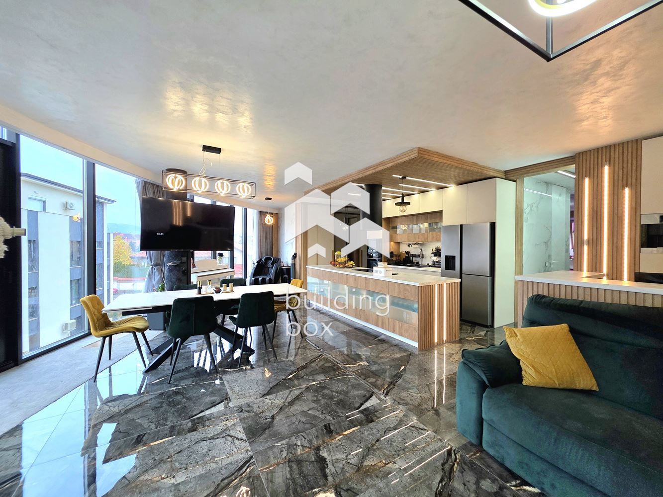 Елегантен тристаен апартамент с панорамна гледка – кв. Бояна