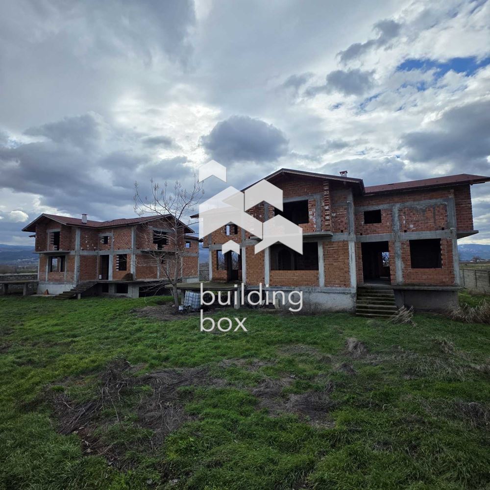 Къща в с. Йоаким Груево на 15 минути от гр. Пловдив. - 0