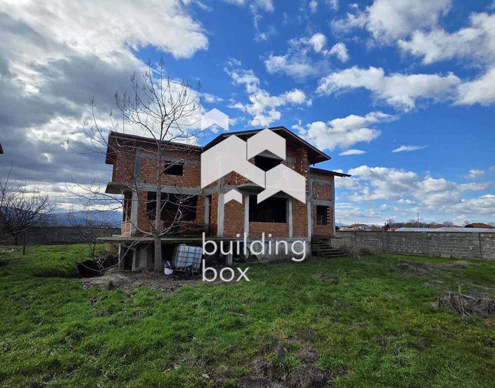 Къща в с. Йоаким Груево на 15 минути от гр. Пловдив. - 0