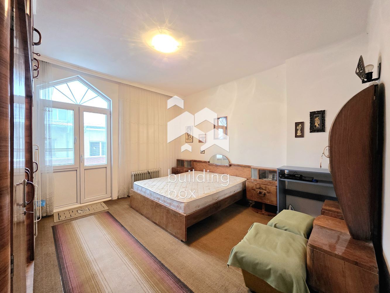 Тристаен апартамент в сърцето на столицата - ул. „Уилям Гладстон“, до бул. „Витоша“ - 0