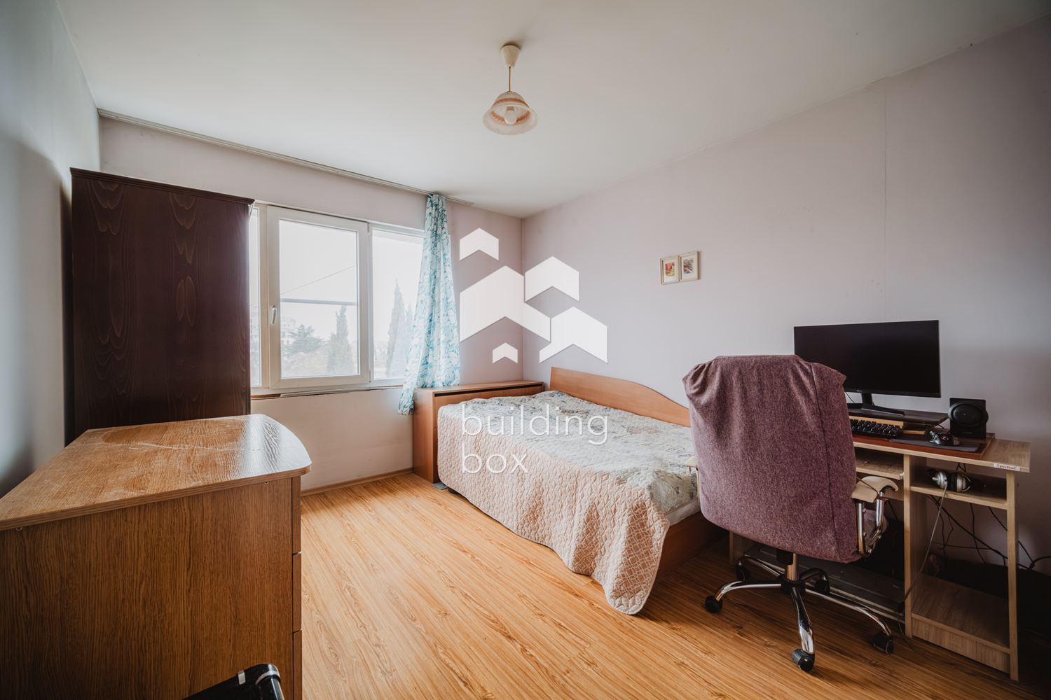 Тристаен аапартамент на 2 мин. от Катедрала Варна - 0