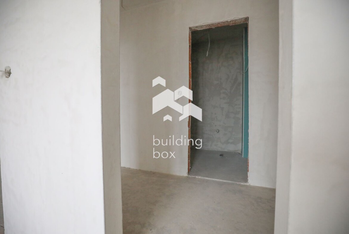 Тристаен апартамент - кв. Манастирски ливади - Изток - 0