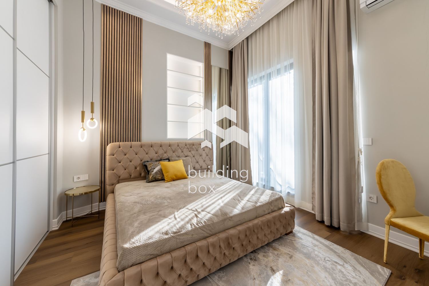 Бутиков тристаен апартамент в град Варна - 0