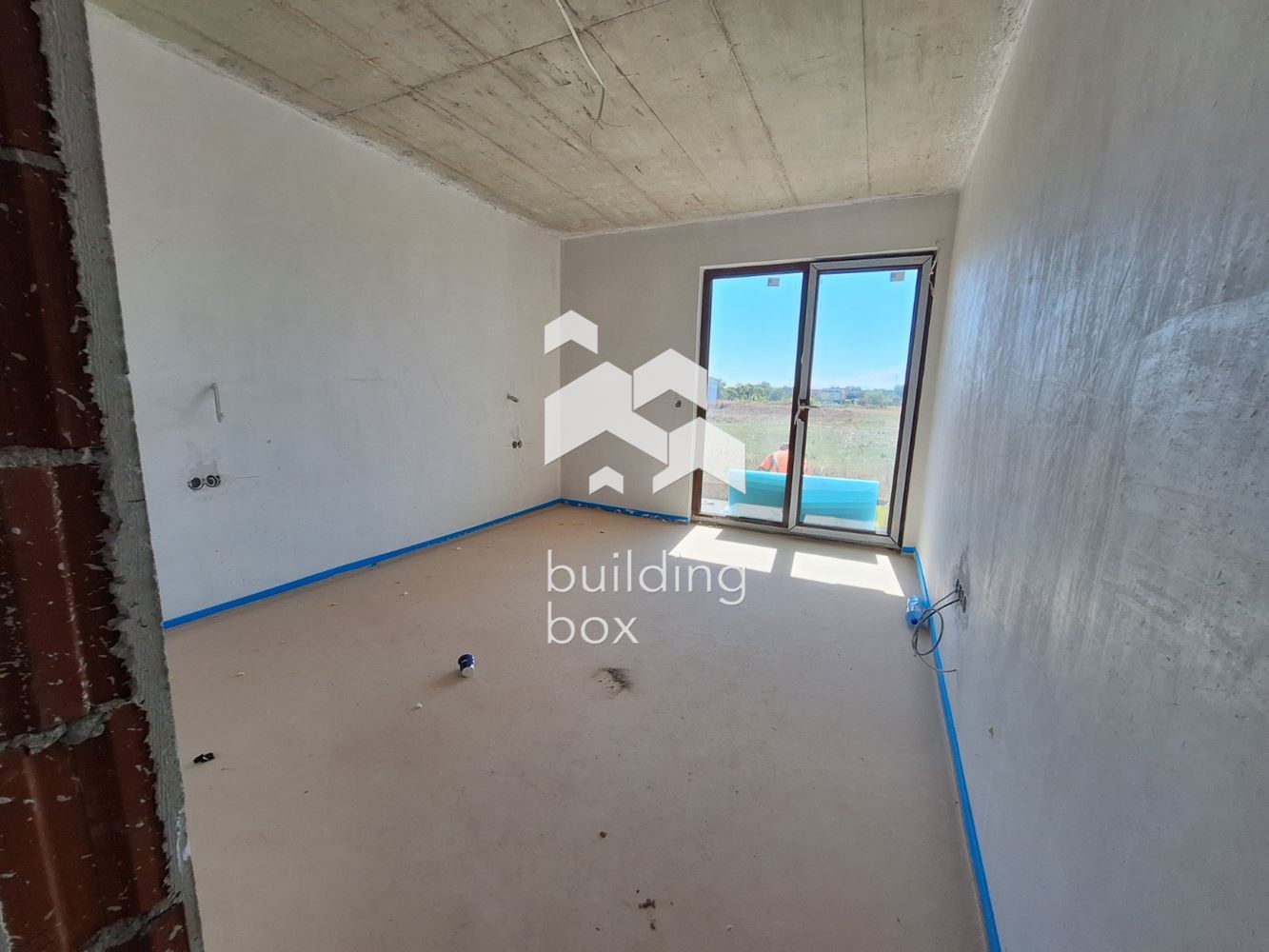 Тристаен апартамент – Илиянци