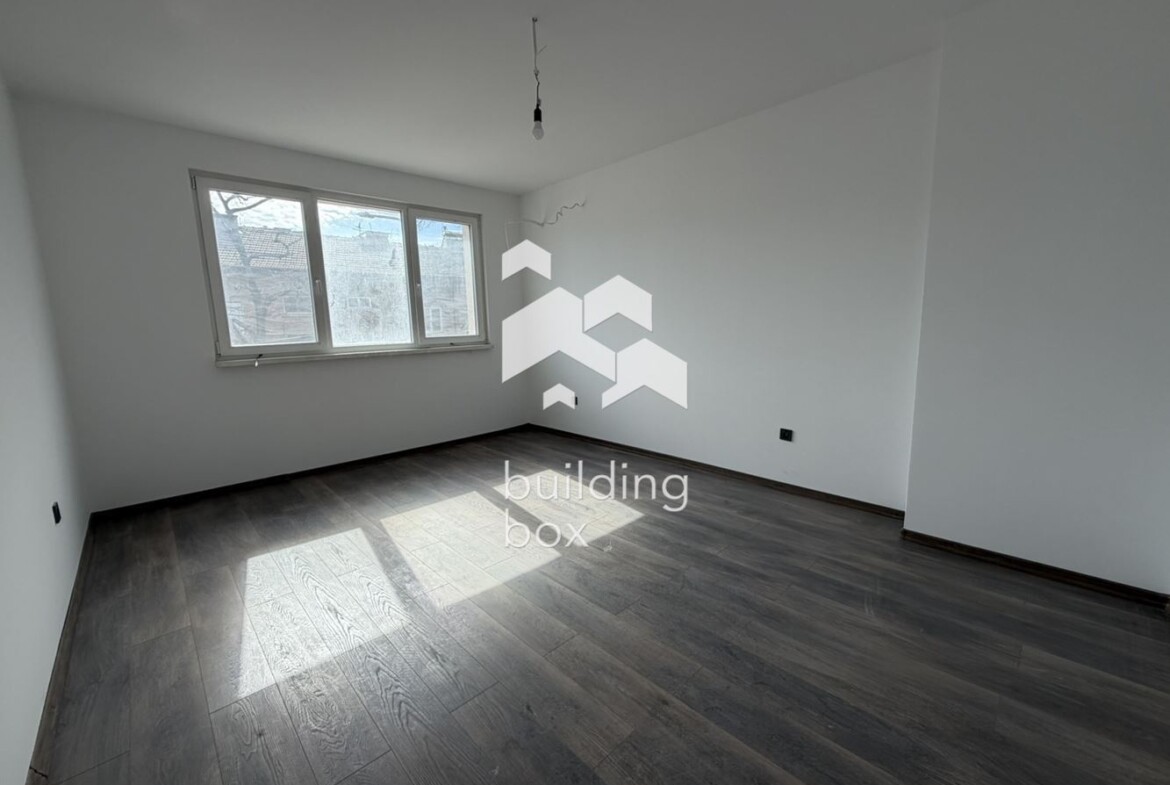 Тристаен апартамент - кв.Гагарин, довършен до ключ! - 0