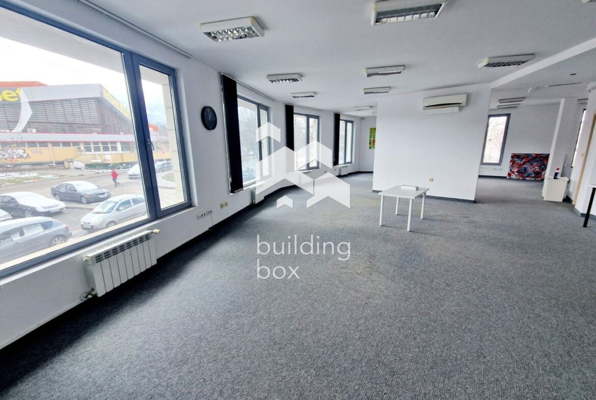 Необзаведен офис в ж.к. Студентски град - 0