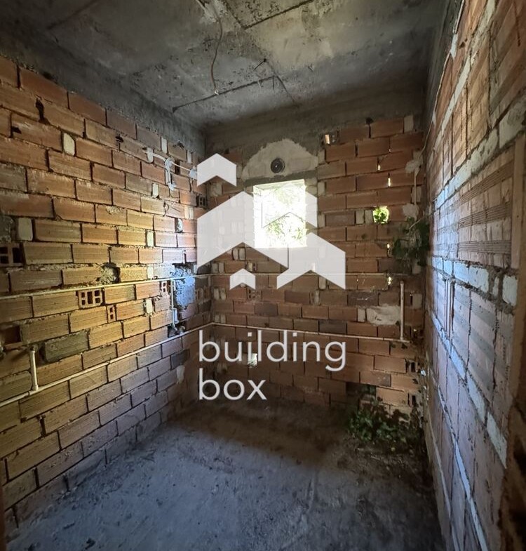 Двуетажна къща в с.Желязно - 0