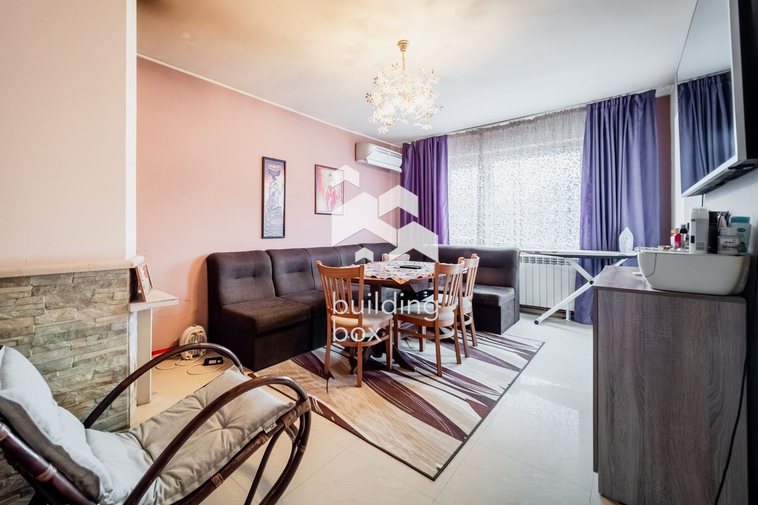 Просторен ТРИСТАЕН апартамент - 0