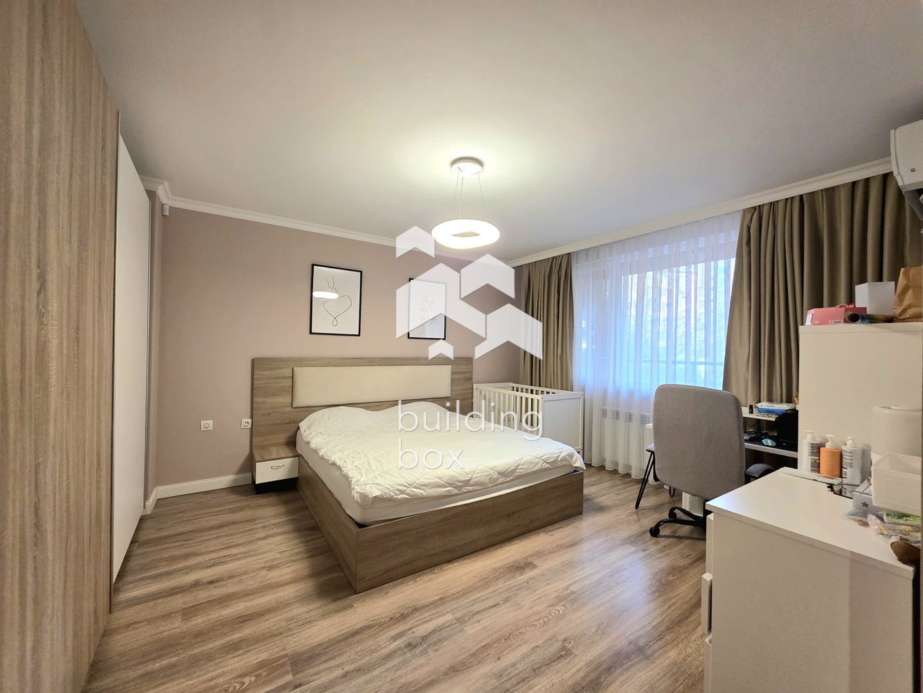 Тристаен обзаведен апартамент - кв. Стрелбище - 0