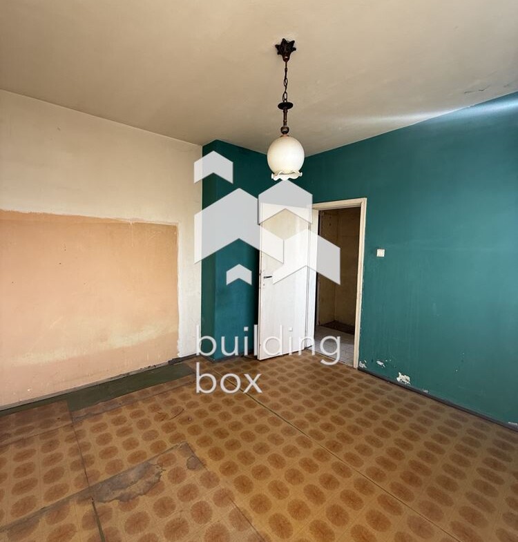 Двустаен апартамент в кв. Христо Смирненски - 0