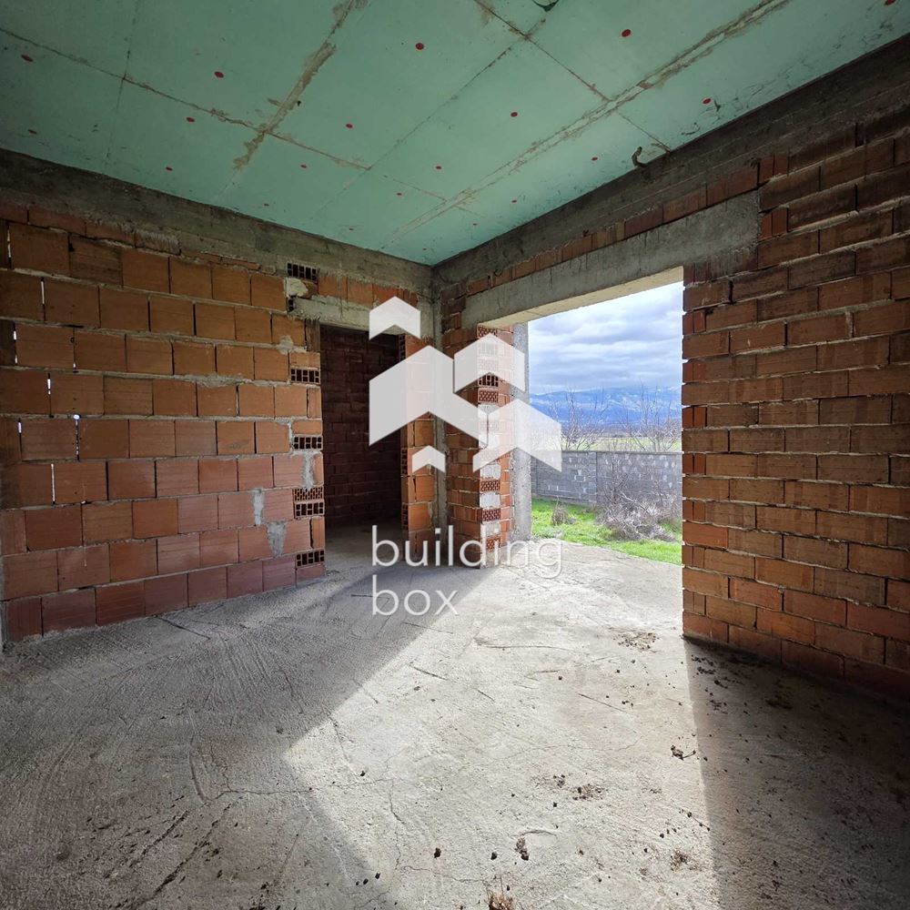 Къща в с. Йоаким Груево на 15 минути от гр. Пловдив. - 0