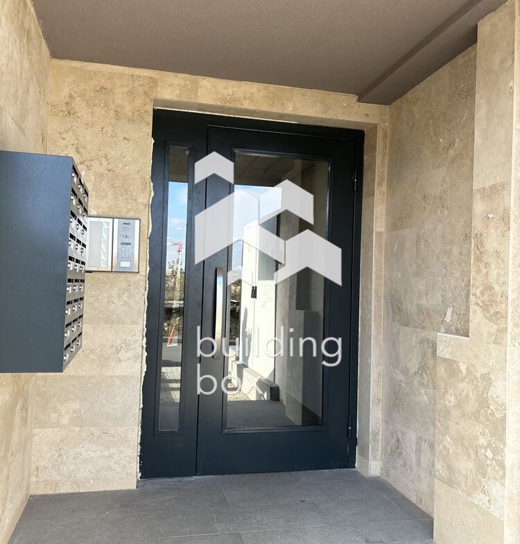 Тристаен апартамент - кв. Манастирски ливади - Изток - 0