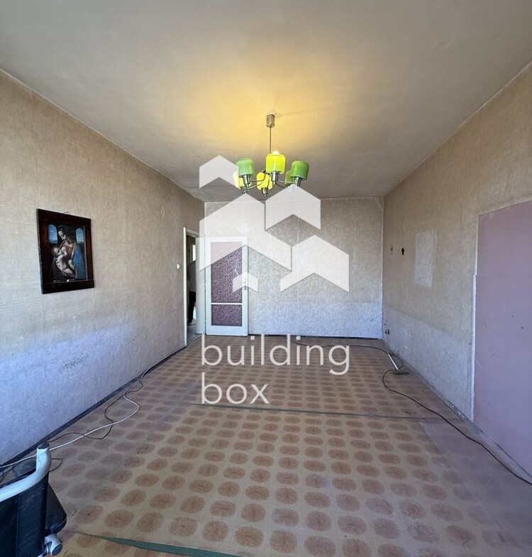 Двустаен апартамент в кв. Христо Смирненски - 0