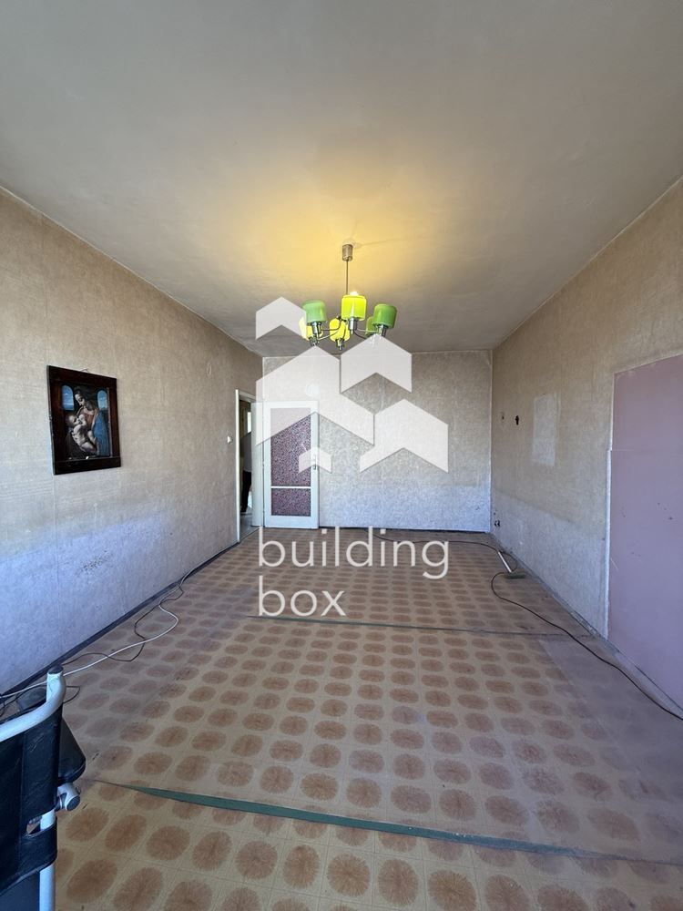 Двустаен апартамент в кв. Христо Смирненски - 0