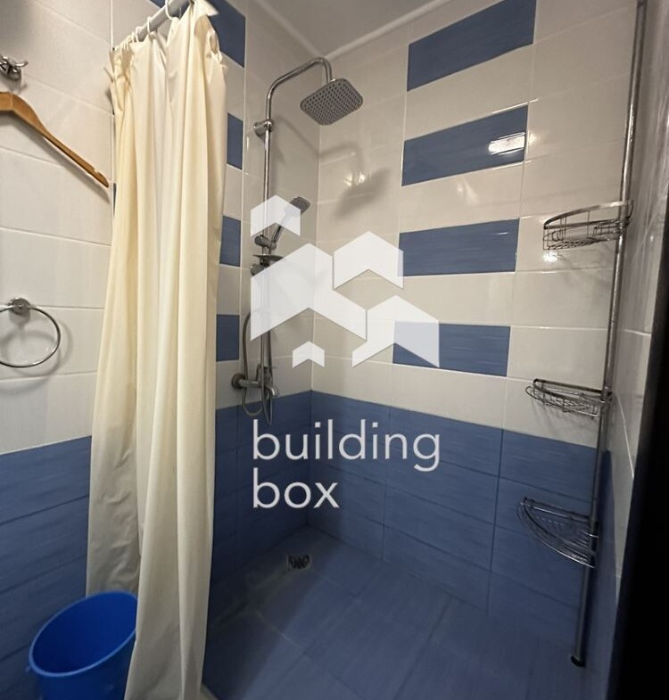 Двустаен апартамент под наем - 0