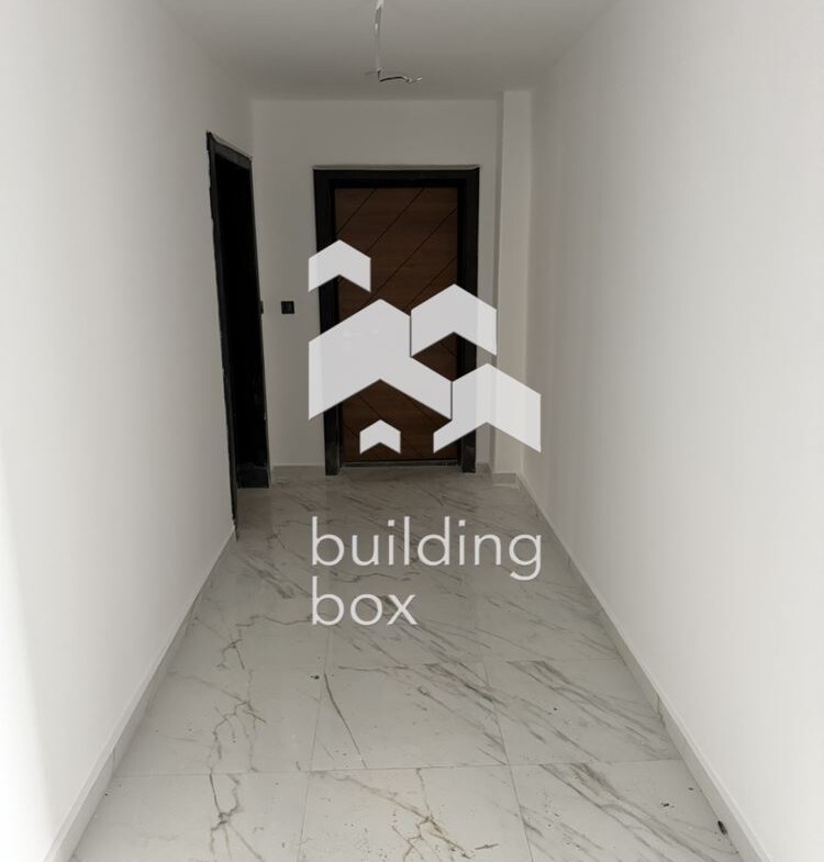 Двустаен апартамент в ж.к. Люлин 4 - 0